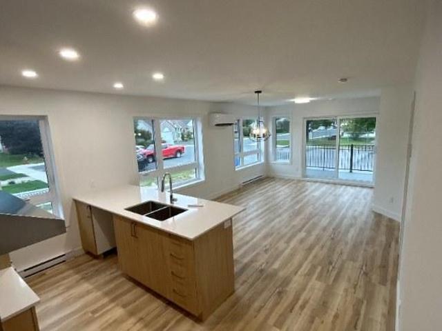 4 1/2 Acton vale