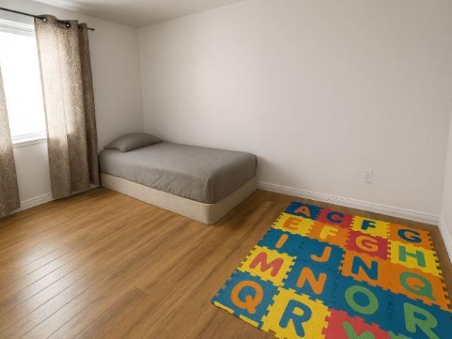4 1/2 D'un Triplex à Louer à Gatineau
