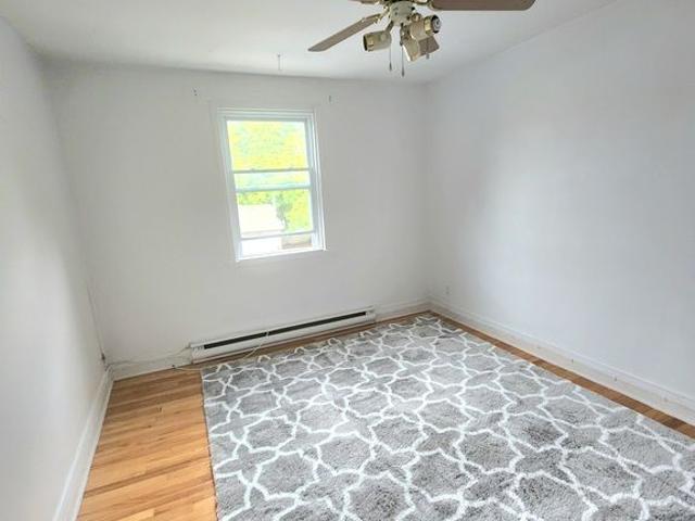 4 1/2 Duplex 2e étage+ él Montréal Nor