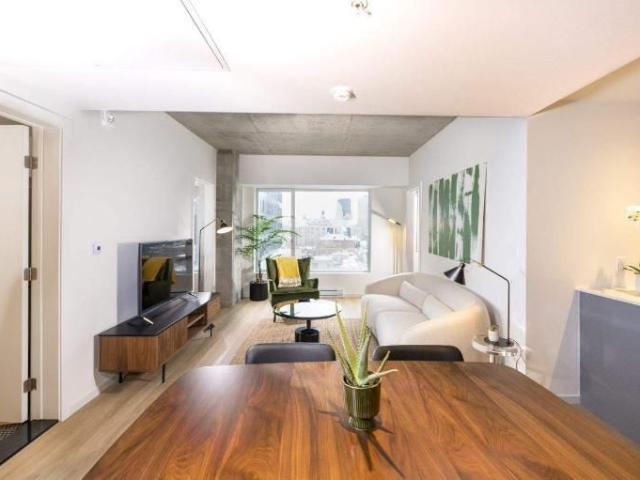 4 1/2 dans un projet locatif moderne à Place Gare Viger