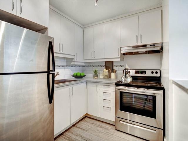 4 1/2 Rooms for rent in Hi Rise 4 in 700 rue de Gaspé, Montréal Nuns' Island, Verdun, Nun's Island, H3E 1H2