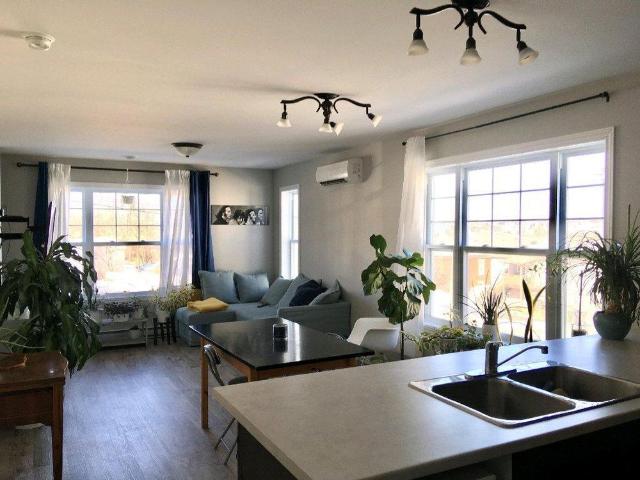 4 1/2 style Condo UdeS Lac des Nations 1er septembre