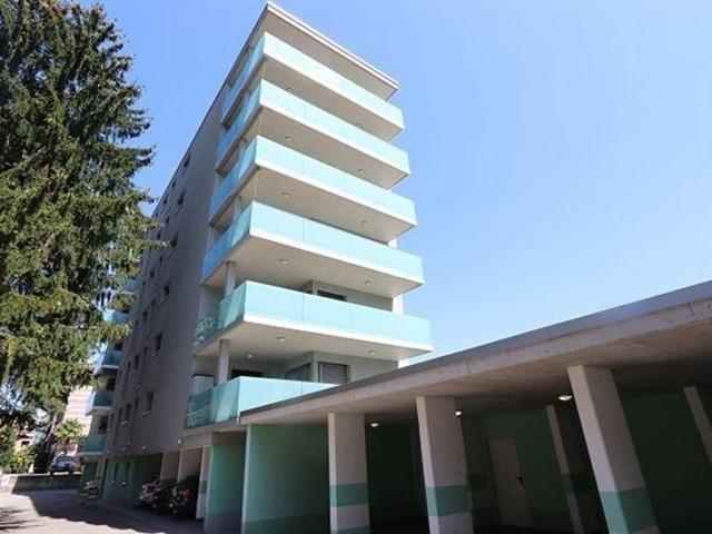 4 1/2 Zimmer Wohnung im 4. OG an ruhiger, sonniger Aussichslage / zentrales, sonniges, ruhiges 4 1/2 Zimmer Apartment mit schöner Aussicht