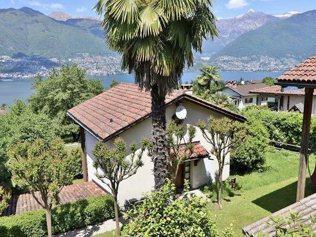 4 1/2 Zimmer Chalet an sehr ruhiger Seeblicklage / 4 1/2 Zimmer Chalet sehr ruhig und Seeblick