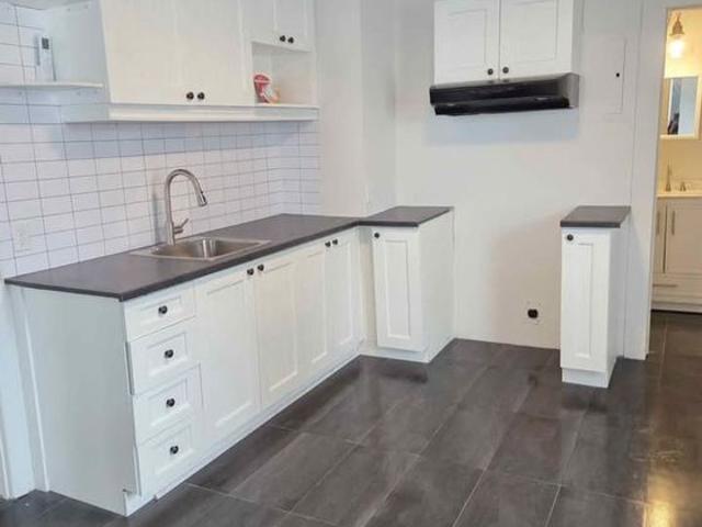 4 1/2 2e étage D'un Duplex