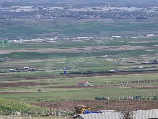 4.250M2 BAĞ TEK TAPU RESMİ KADASTRON YOLLA CEPE EV YAPMAYA UYGUN