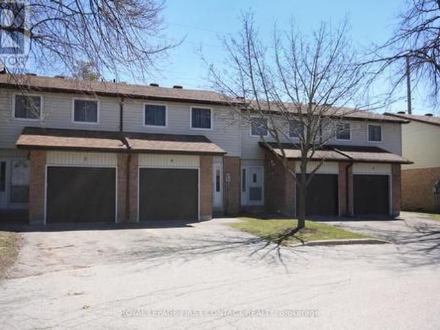4 261 Rose Street, Barrie, ON, L4M 2V3 townhouse for sale | Listing ID S12192 | Royal LePage
