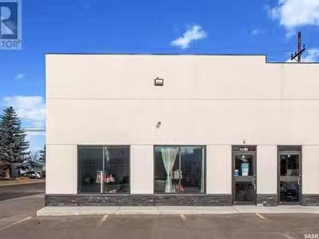 4 212 Central Street W, Warman, SK, S0K 0A1 commercial for s.