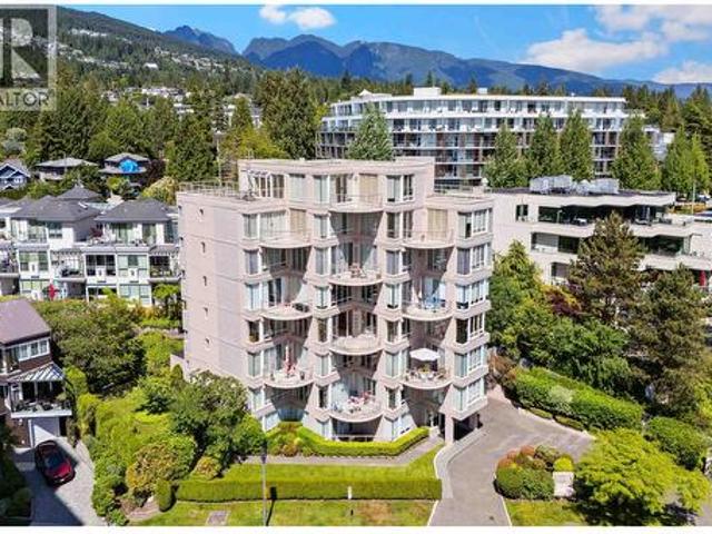 4 2243 Bellevue Avenue, West Vancouver, BC, V7V 1C5 Single Family Property For Sale | Listing ID R3134 | Royal LePage