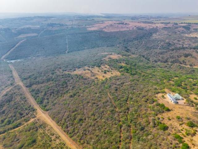 4 239 m² Land available in Camperdown
