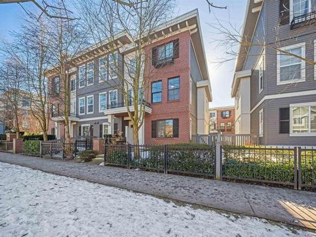 4 3399 Street, Surrey, BC, V3Z 0L3 townhouse for sale | Listing ID R2967 | Royal LePage