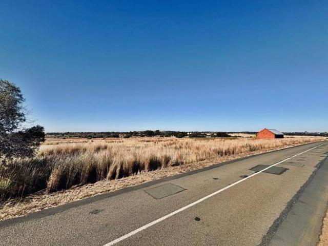 4.4 ha Land available in Groenvlei SH