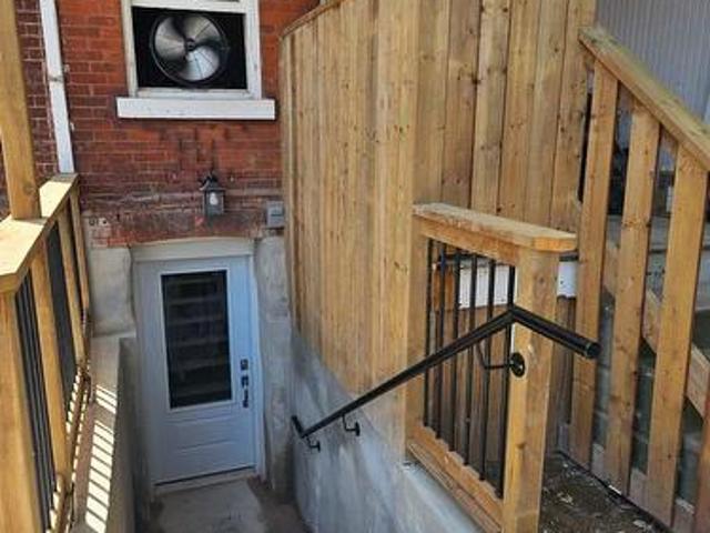 4 565 Peel Street E, Woodstock South, ON, N4S 1K5 investment for lease | Listing ID X13626 | Royal LePage