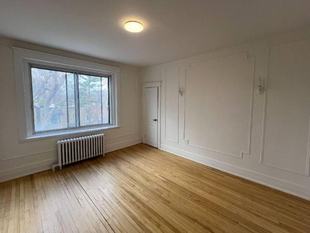 4.5 Apartment Available A louer • For Rent