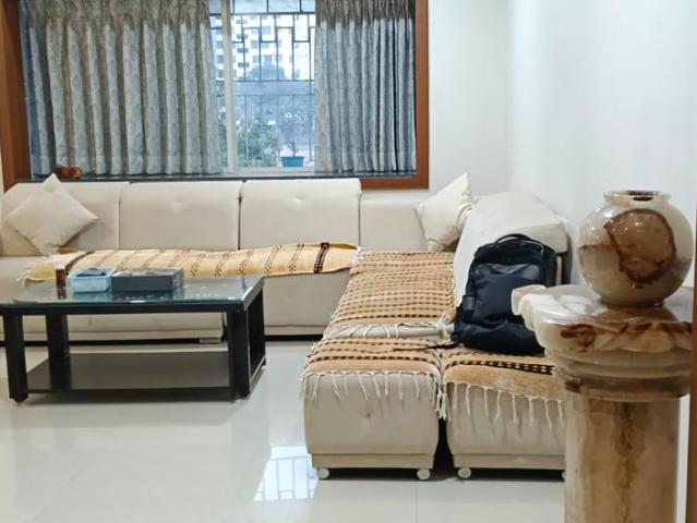 4.5 BHK Apartment in Upper Kharadi for rent Pune. The reference number is 20532334