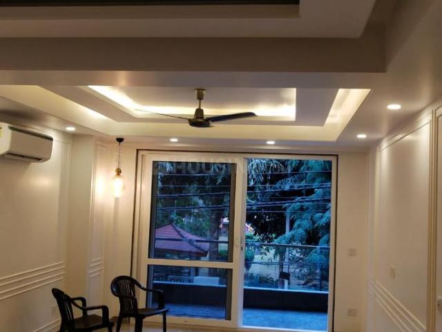 4.5 BHK Apartment in Vasant Kunj for rent New Delhi. The reference number is 20142990