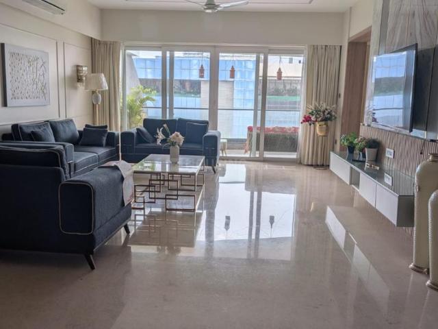 4.5 BHK Apartment in Viman Nagar for rent Pune. The reference number is 20984550