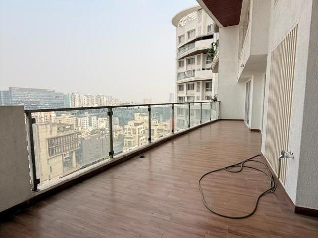 4.5 BHK Apartment in Baner for rent Pune. The reference number is 20758916