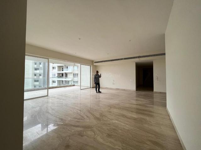 4.5 BHK Apartment in Baner for resale Pune. The reference number is 20422554