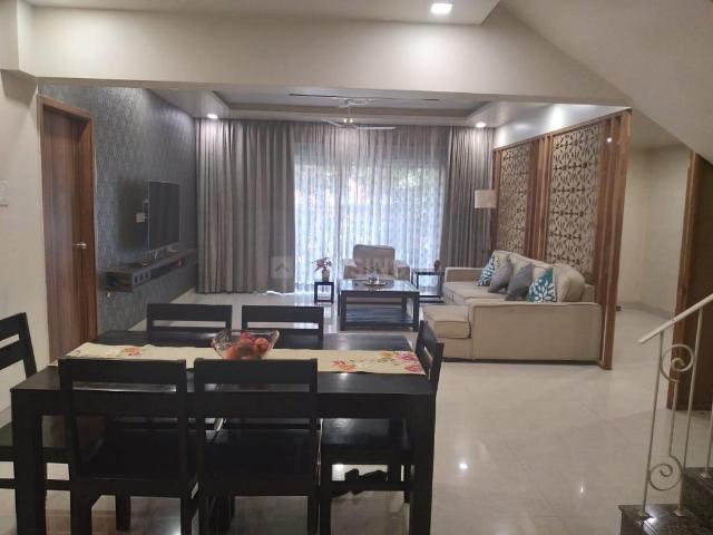 4.5 BHK Apartment in Baner for resale Pune. The reference number is 20598765