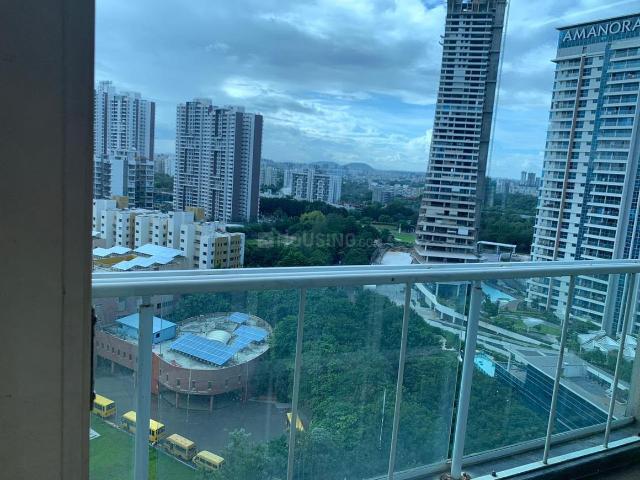 4.5 BHK Apartment in Hadapsar for rent Pune. The reference number is 20825138