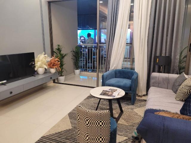 4.5 BHK Apartment in Hadapsar for resale Pune. The reference number is 20206461