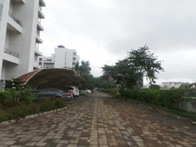 4.5 BHK Apartment in Hadapsar for resale Pune. The reference number is 20339232