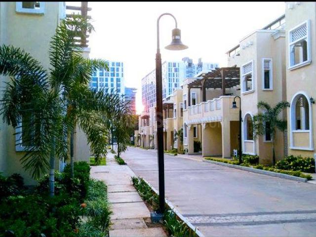 4.5 BHK Apartment in Indira Nagar for resale Bengaluru. The reference number is 18474489