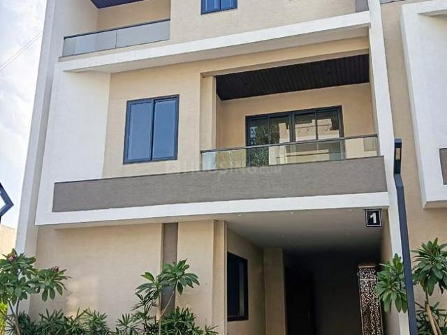 4.5 BHK Apartment in Kachana for resale Raipur. The reference number is 18762795