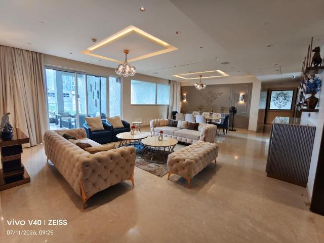 4.5 BHK Apartment in Kalyani Nagar for rent Pune. The reference number is 20694536