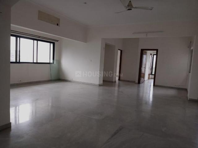 4.5 BHK Apartment in Kalyani Nagar for resale Pune. The reference number is 17809635