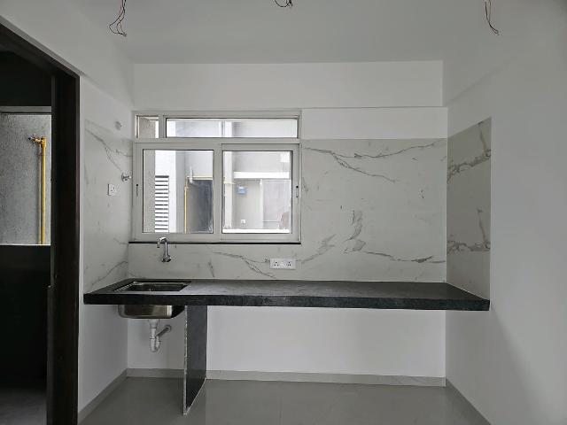 4.5 BHK Apartment in Kharadi for rent Pune. The reference number is 17952662
