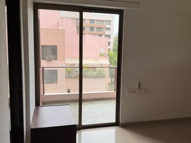 4.5 BHK Apartment in Koregaon Park for rent Pune. The reference number is 20702429