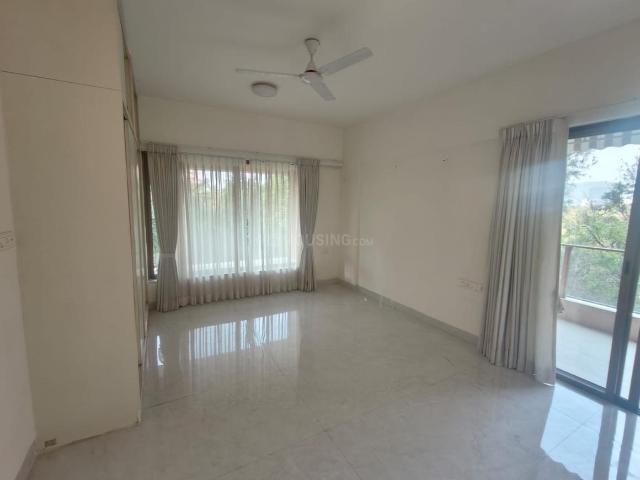 4.5 BHK Apartment in Koregaon Park for rent Pune. The reference number is 20023916