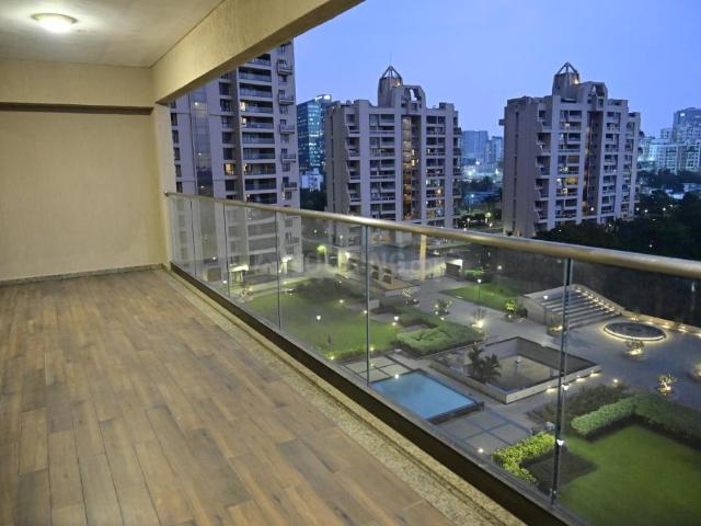 4.5 BHK Apartment in Koregaon Park for resale Pune. The reference number is 20176411