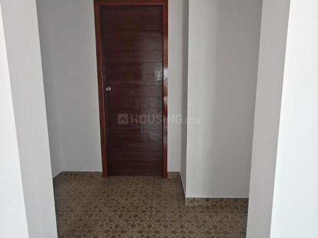4.5 BHK Apartment in Mohammed Wadi for rent Pune. The reference number is 20339440