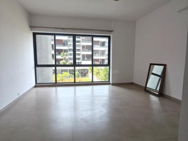 4.5 BHK Apartment in Mohammed Wadi for resale Pune. The reference number is 20383013