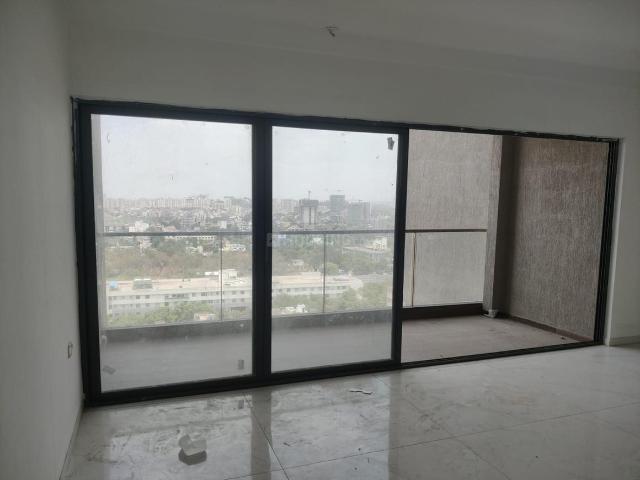 4.5 BHK Apartment in Mundhwa for rent Pune. The reference number is 20958042