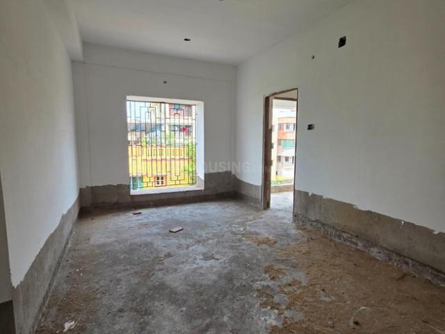 4.5 BHK Apartment in Nayabad for resale Kolkata. The reference number is 20456150