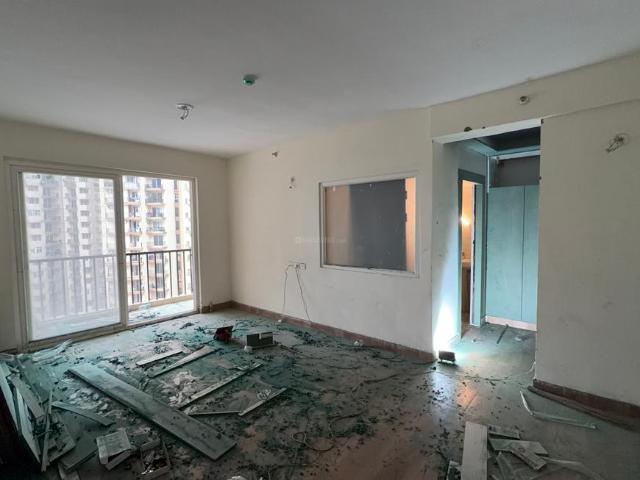 4.5 BHK Apartment in Sector 107 for rent Noida. The reference number is 20653299