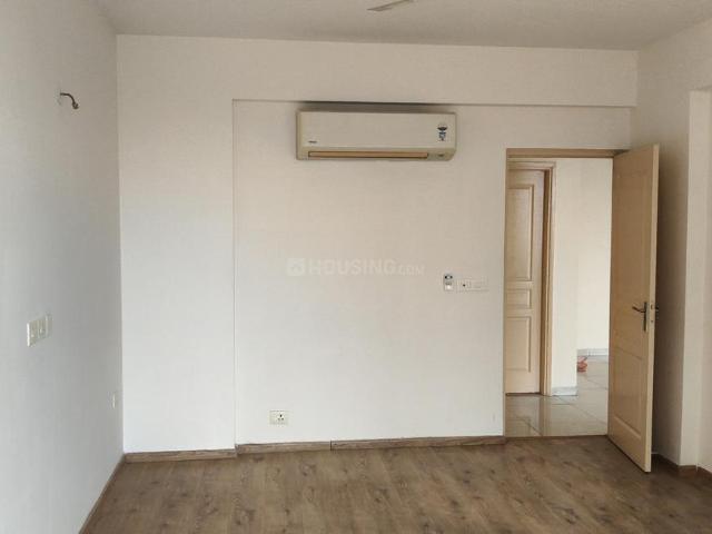 4.5 BHK Apartment in Sector 108 for rent Gurgaon. The reference number is 20717642