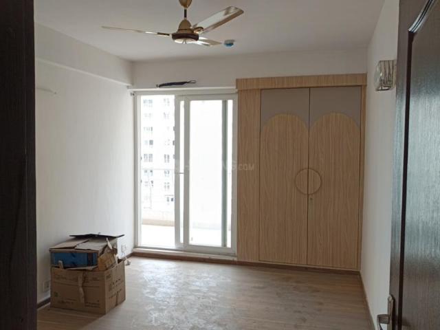 4.5 BHK Apartment in Sector 110 for rent Noida. The reference number is 20559088
