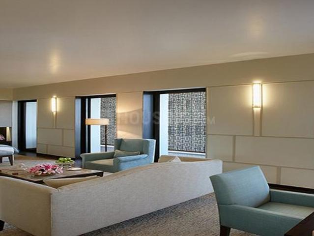 4.5 BHK Apartment in Sector 128 for resale Noida Greater Noida Expressway. The reference number is 16519186