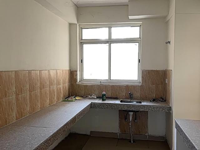 4.5 BHK Apartment in Sector 129 for resale Noida. The reference number is 19313414