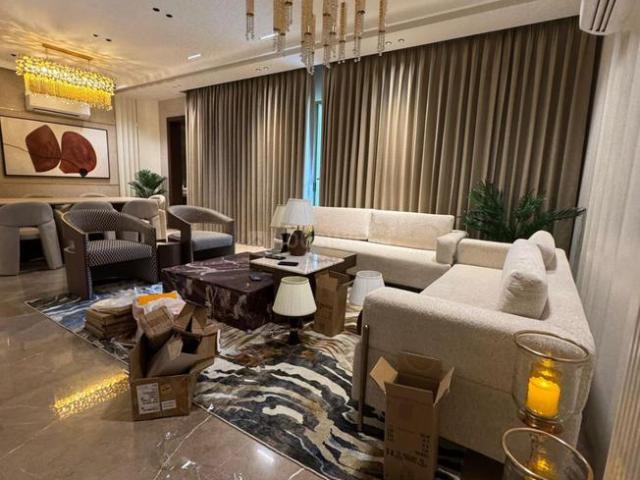 4.5 BHK Apartment in Sector 123 for resale Mohali. The reference number is 19949891