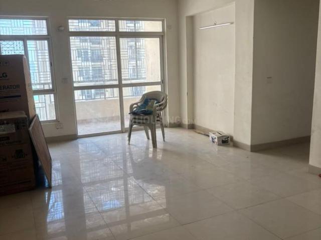 4.5 BHK Apartment in Sector 134 for resale Noida. The reference number is 19591197