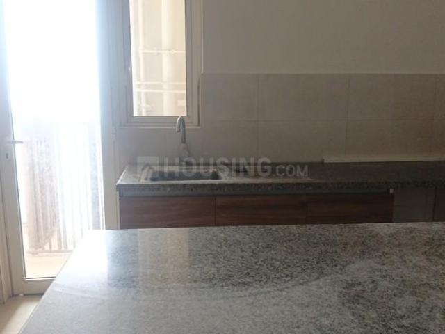 4.5 BHK Apartment in Sector 131 for rent Noida. The reference number is 19147395