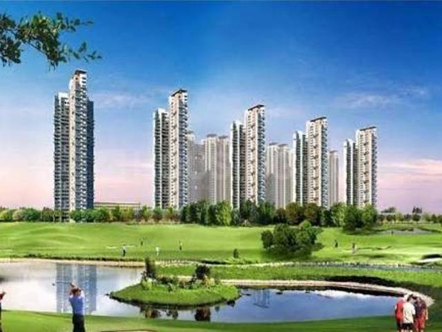 4.5 BHK Apartment in Sector 131 for resale Noida. The reference number is 18304586