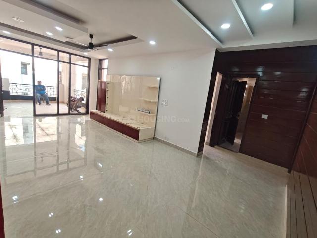 4.5 BHK Apartment in Sector 19 Dwarka for rent New Delhi. The reference number is 20011064