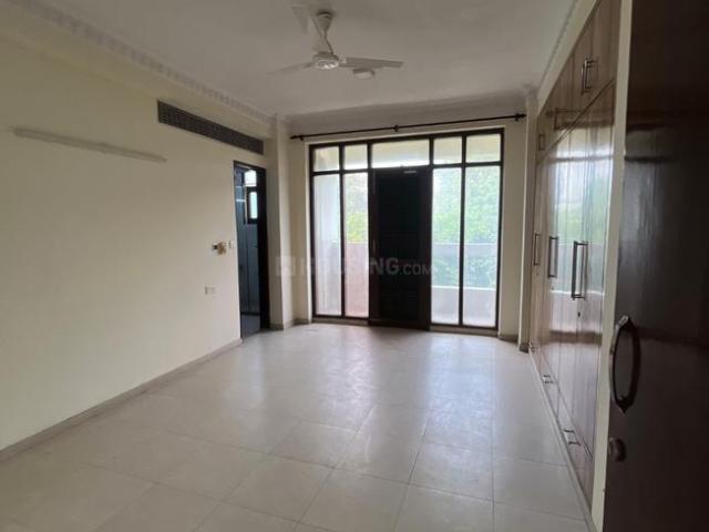 4.5 BHK Apartment in Sector 19 Dwarka for resale New Delhi. The reference number is 20949807
